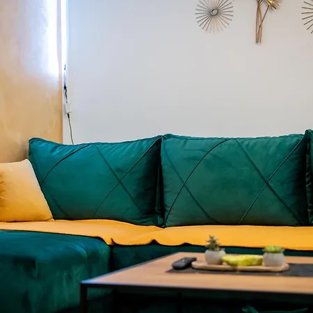 Apartment & Wellness *